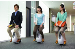 【ホンダ UNI-CUB 発表】コンパクトサイズのパーソナルモビリティー 画像