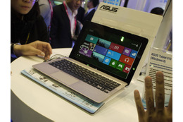 【COMPUTEX TAIPEI 2012 Vol.11】ASUSTeKの新タブレット「Table 810」をチェック 画像