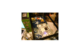 【CES 2007(Vol.6)】ヘリが飛びiPodが泳ぐ! プレス向けプレイベント 画像