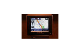 【CES 2007(Vol.16)】ソニーの交通情報対応のパーソナルナビ 画像
