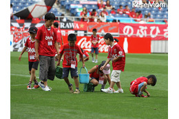 【夏休み】浦和レッズ…グラウンドキーパーに挑戦してみよう 画像