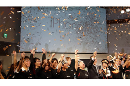 田中社長「auのiPhoneが本命」……KDDI、iPhone 5発売イベント開催 画像