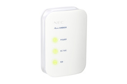 NEC、約60%コンパクトになった無線LANルータ「Aterm」新機種 画像