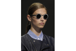 MYKITAとDAMIR DOMAのコラボサングラス 画像
