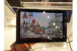 【ドコモ 2012冬モデル】10,000mAh超の大容量バッテリー!10.1型フルHD大画面「ARROWS Tab F-05E」 画像