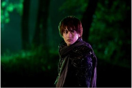 2013年初春公開「牙狼~蒼哭ノ魔竜~」 特典付き前売券第1弾はICカードケース 画像