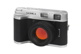 フィルムカメラ感覚で写真撮影が楽しめる「YASHICA LC-10」、27日から予約販売開始  画像