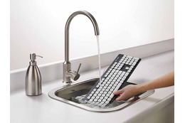 ロジクール、水洗いできる薄型フルキーボード「k310」……Windows 8にも対応  画像