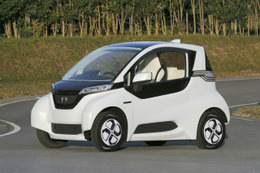 【ホンダミーティング12】超小型EV マイクロコミューターの試作車を公開…2013年に実証実験 画像