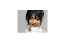 【新連載・アイドリング!!! 突撃レポ!(第2回)】“さやねぇ”こと1号・加藤沙耶香は、衣装もちょっぴりセクシーに!? 画像