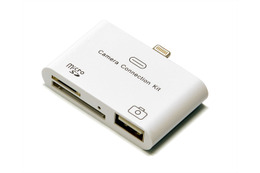 iPad mini/iPad Retina専用Lightningコネクタ搭載カードリーダー1480円 画像