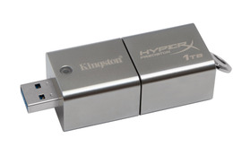 Kingston、読み出し240MB/s、書き込み160MB/sで容量1TBのUSB 3.0メモリ