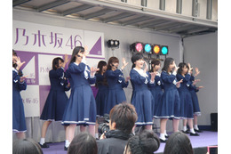 乃木坂46が閉校を迎える学校の卒業式でサプライズライブ 画像