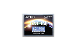 TDK、コンパクトサイズで記憶容量160GBのDAT 160データカートリッジ 画像