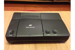 セガサターン「プルート」のプロトタイプ機? ネットモデム搭載 画像