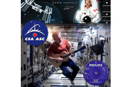 “人類初”のMVが大人気! 宇宙で録音・撮影されたボウイの名曲「スペース・オディティ」公開 画像