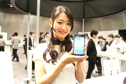 【ドコモ 2013夏モデル】“触らず操作”充実「GALAXY S4 SC-04E」……フルHD有機ELディスプレイ搭載 画像