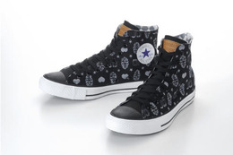 「ジョジョ」と「ALL STAR」 コラボシューズの予約開始 画像