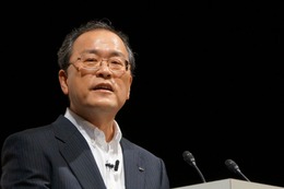 「スマホ、使えるようサポートしたい」……KDDI田中社長、一問一答 画像