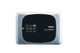 【Interop 2013 Vol.2】NEC、スマホからリモート起動のLTEモバイルルータを出展 画像