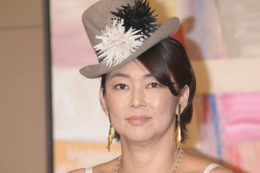 中島知子、髪をばっさり!今後は演技中心で……映画「ハダカの美奈子」記者会見 画像