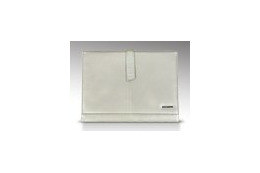VAIO type T専用の本革製キャリングケースに限定色が登場! 画像