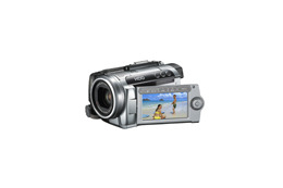 キヤノン、HDD搭載ビデオカメラ「iVIS HG10」——HD映像を最長15時間録画 画像