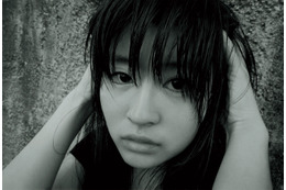 14歳の歌姫・kaho、歌う姿が明らかに! 初のMVが解禁 画像