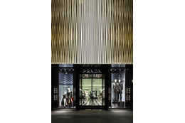 プラダ100周年の年に誕生した新銀座店 画像