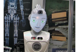 「勝率100%じゃんけんロボット」「ネイルロボット」……国際ロボット展 画像