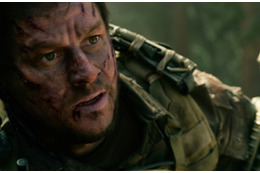 タリバン200人の攻撃を生き抜いた男 実話『ローン・サバイバー』来年3月公開 画像