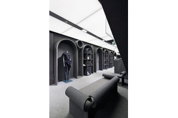ヴィクター＆ロルフ、パリに旗艦店オープン 画像