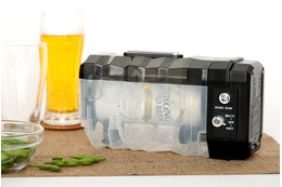缶ビールがわずか6分で氷点下に! 急速冷却ビールクーラー 画像