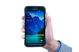 「GALAXY S5」のタフネス仕様「GALAXY S5 Active」……IP67の防水・防塵やMIL規格準拠 画像