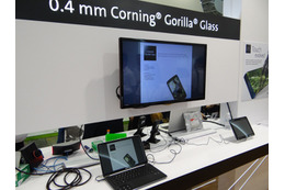 【COMPUTEX TAIPEI 2014 Vol.19】コーニングとアトメル、0.4mm極薄Gorilla Glassとタッチセンサーを一体化したパネルを試作 画像