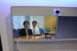 【Interop 2014 Vol.39(動画)】シスコ、話者を自動ズームするテレプレゼンス 画像