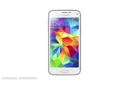 サムスン、「GALAXY S5」の小型モデルで4.5型の「GALAXY S5 mini」発表 画像