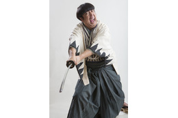 バナナマン日村が長編映画初主演! 『新選組オブ・ザ・デッド』来春公開 画像