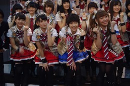 『AKB49~恋愛禁止条例~』、キャスト勢揃いで会見!! 画像