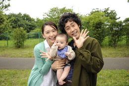 ガッキー初の母親役!主題歌にコブクロの書き下ろしバラードが決定 画像
