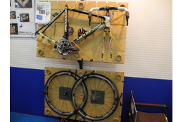 自転車ブームで、専用輸送ケースが世界初登場! 画像
