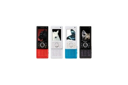 「しょこたん。写メの画質はキセノンフラッシュでどうですか?」」——有機ELデジカメケータイ「PHOTOS 920SC」発売 画像