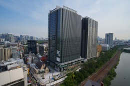 飯田橋駅前に新施設グラン・ブルーム誕生。サクラテラスはグルメ充実 画像