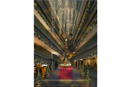 巨大ジオラマツリー登場!表参道ヒルズのクリスマスイルミネーション 画像