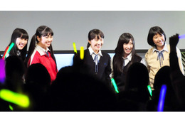 「ももクロ」が大学で特別講義！ 学生がつめかけ超満員 画像