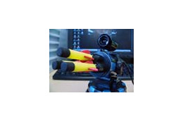 Webカメラに映った目標物にミサイル発射! USBミサイルランチャー 画像