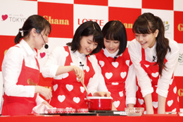 広瀬すず、土屋太鳳、松井愛莉……女子高生たちと手作りチョコに挑戦! 画像