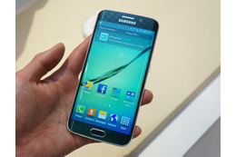 【MWC 2015 Vol.20】両側曲面ディスプレイ搭載、サムスンが「GALAXY S6 Edge」を発表 画像