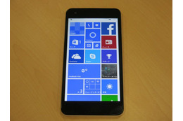 【MWC 2015 Vol.52】マウスコンピューター、開発中のWindows Phoneの試作機を公開 画像