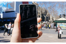 【MWC 2015 Vol.70】新興国向け端末がズラリ、バルセロナの“ケータイ街”でスマホを買ってみた 画像